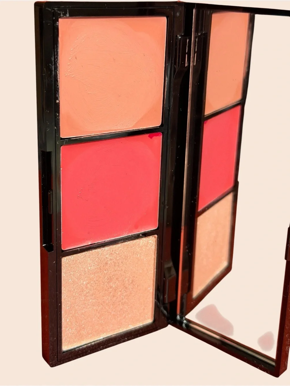 Laura Geller Made to Multitask Cream Trio Palette in THINK PINK